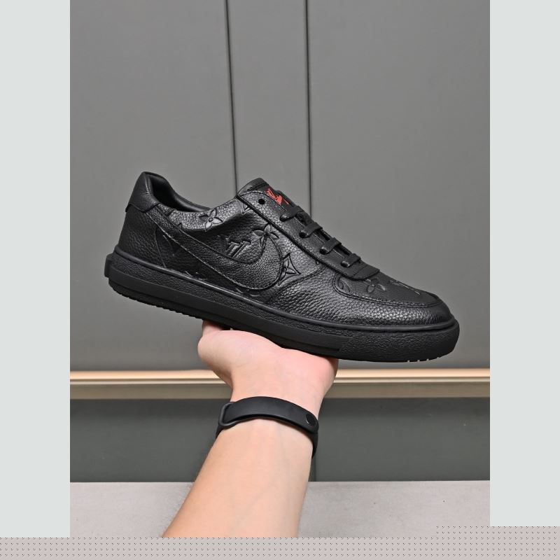 l**is V*t*n sneakers